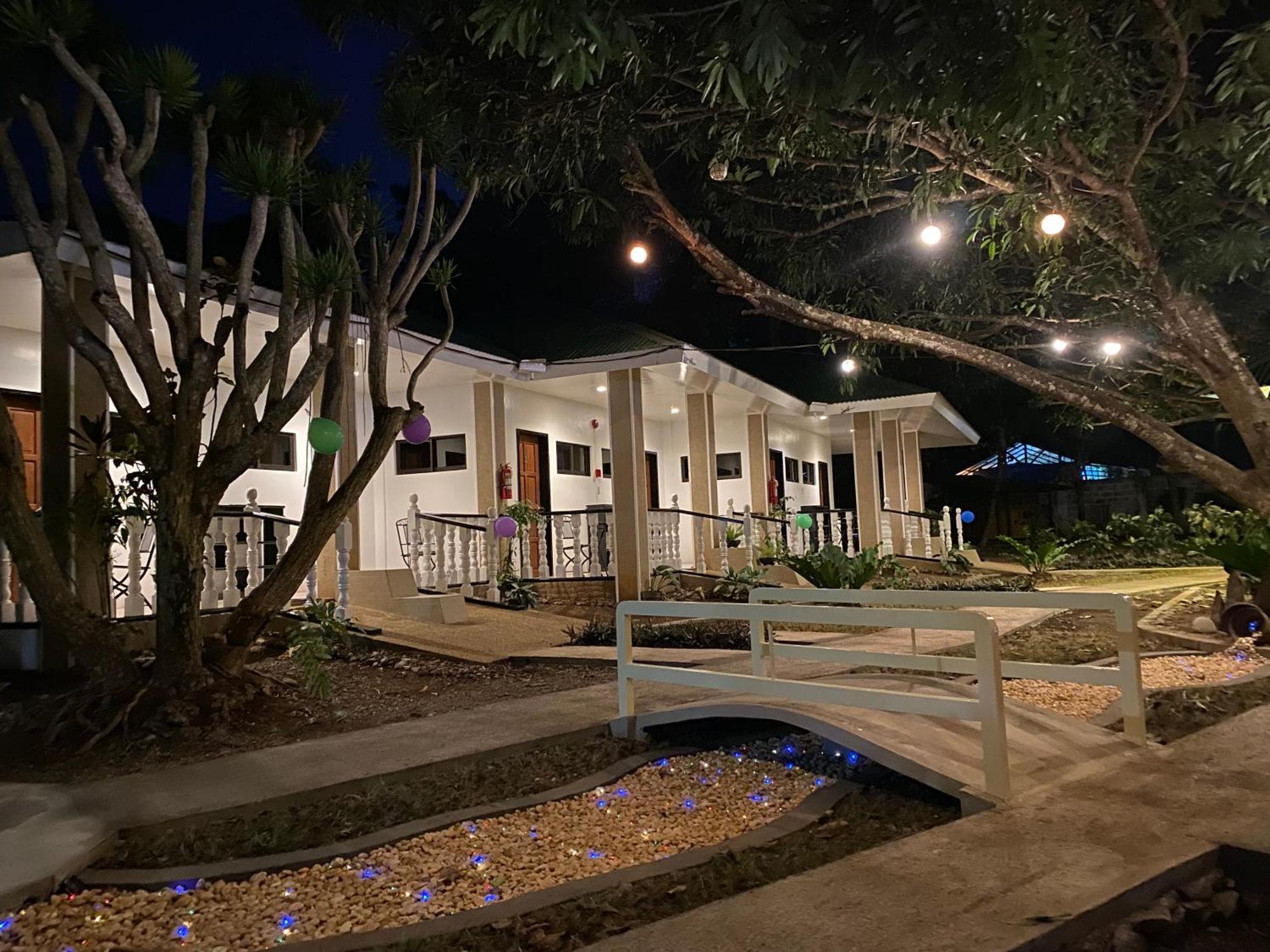 Ls Garden Villa プエルト・プリンセサ エクステリア 写真