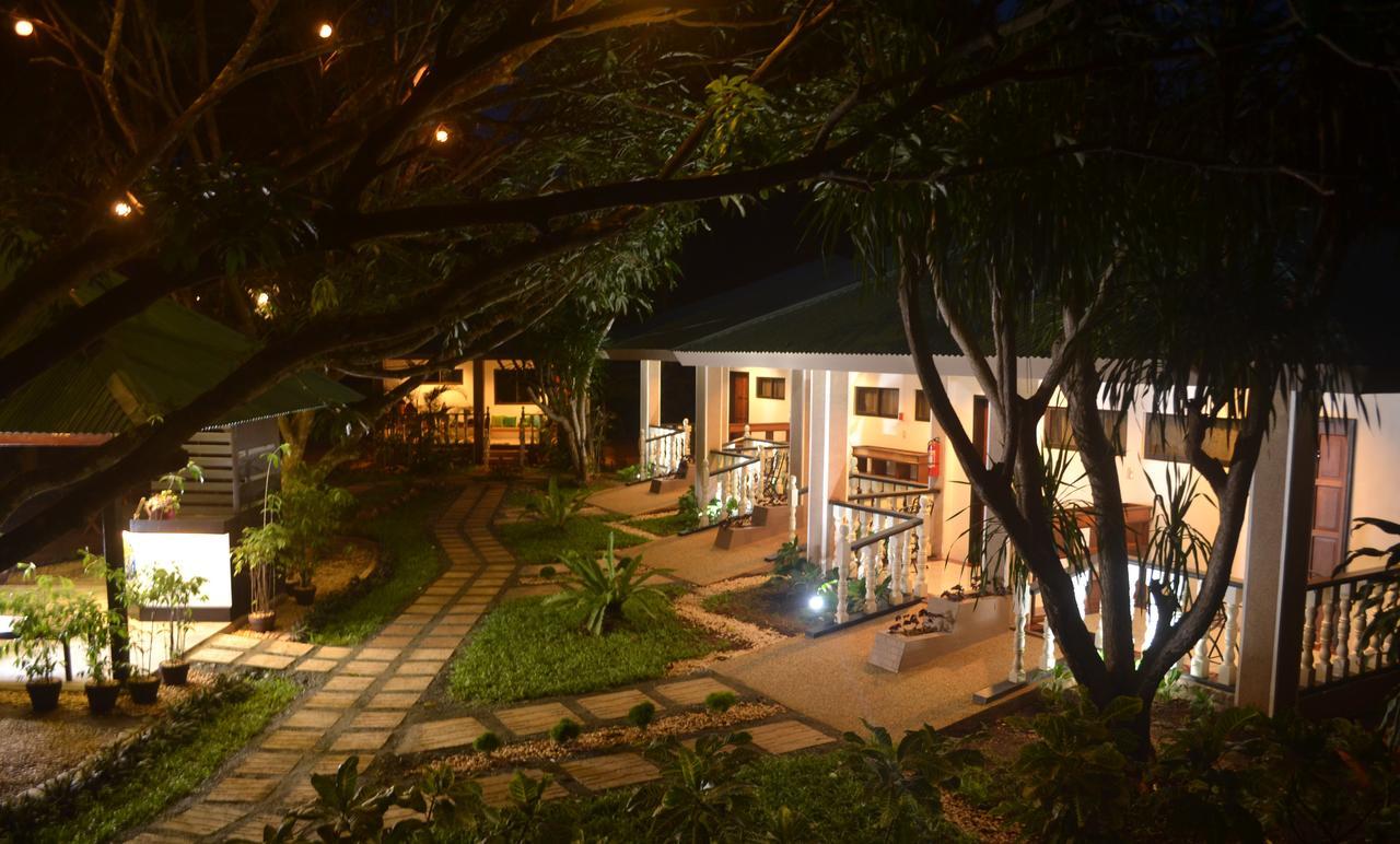 Ls Garden Villa プエルト・プリンセサ エクステリア 写真